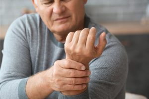 Doença de Parkinson: como afeta os idosos?