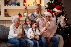 Festas de final de ano: como aproveitar com um familiar com demência?